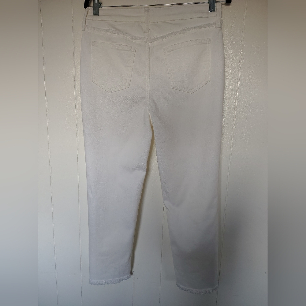 Girlfriend Slim Leg Crop Chico's Women's White Jeans Size 6 - Picture 3 of 8